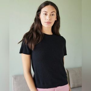 BRAND NEW Quince Black Mongolian Cashmere Tee - Size Small
